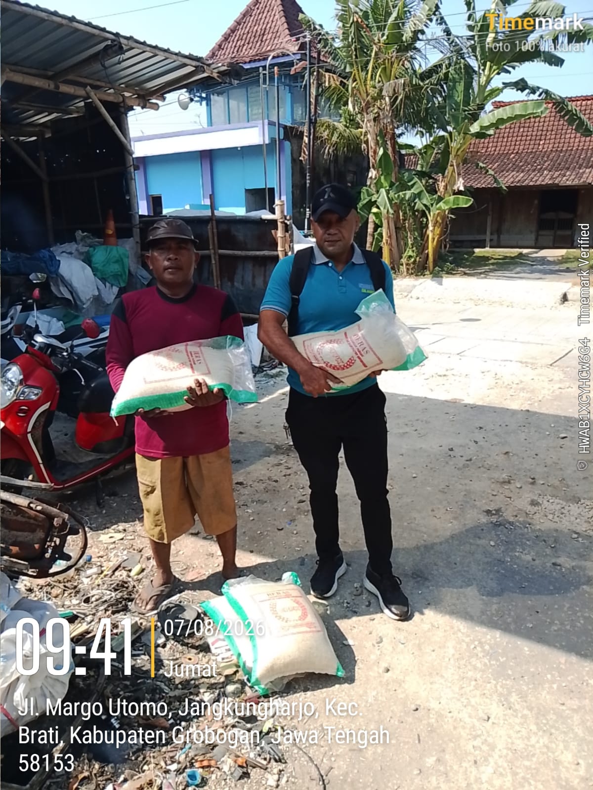 Update: Penyaluran Bantuan Pangan Desa Jangkungharjo, Brati