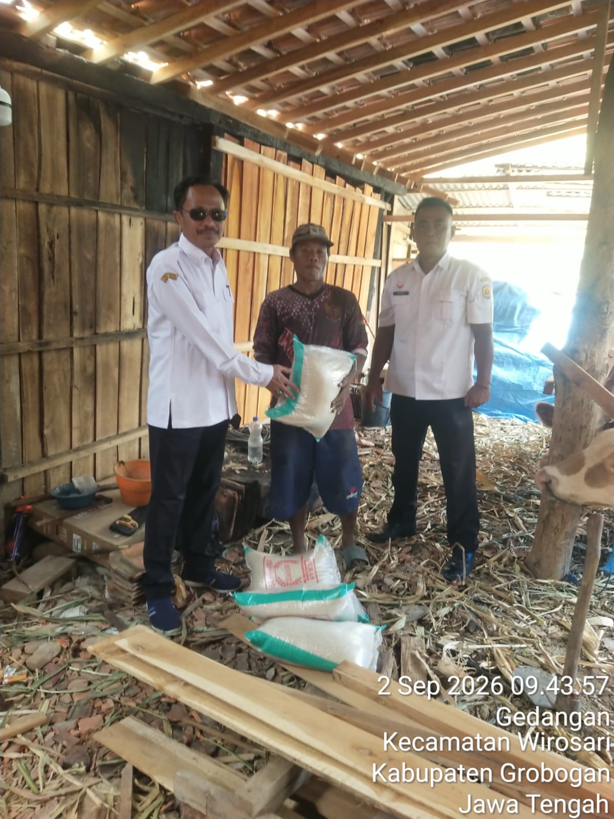 Update: Penyaluran Bantuan Pangan Desa Gedangan, Wirosari