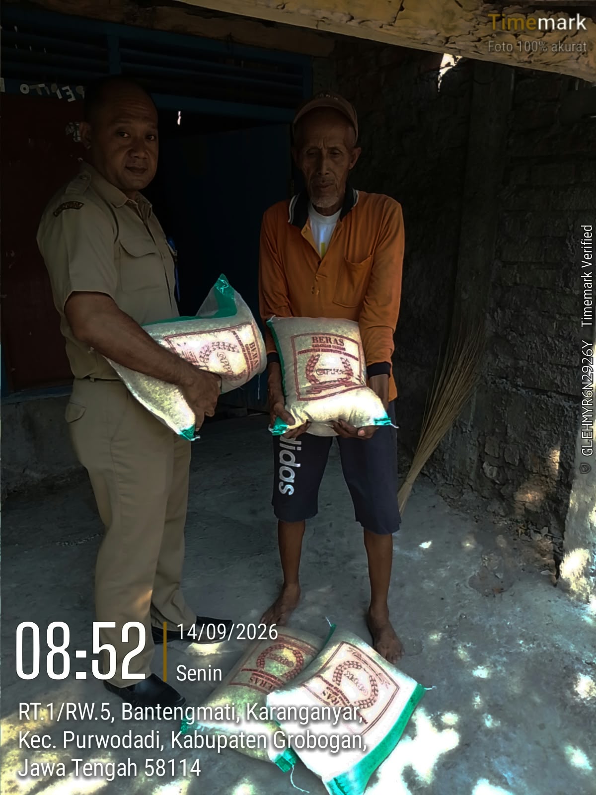 Update: Penyaluran Bantuan Pangan Desa Karanganyar, Purwodadi